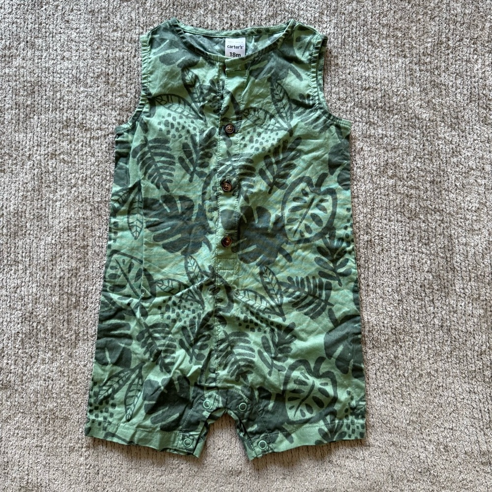 Carter’s Baby‎ Green Tropical Leaf Romper 18M Sleeveless Button Front